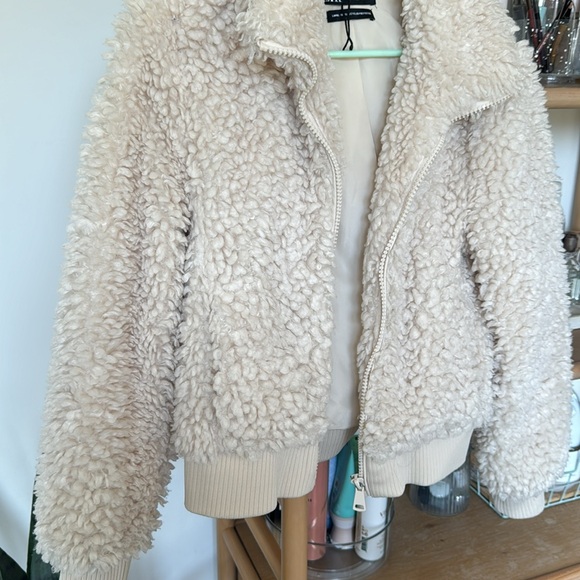 Furry Sherpa Zara Coat (small) - Picture 3 of 5